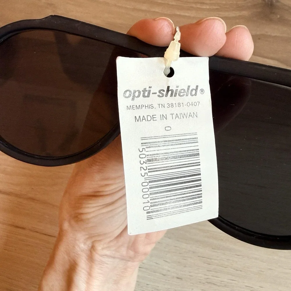 Sports Aviator Sunglasses Vintage Opti-Shield Black Frame Black Lens‎